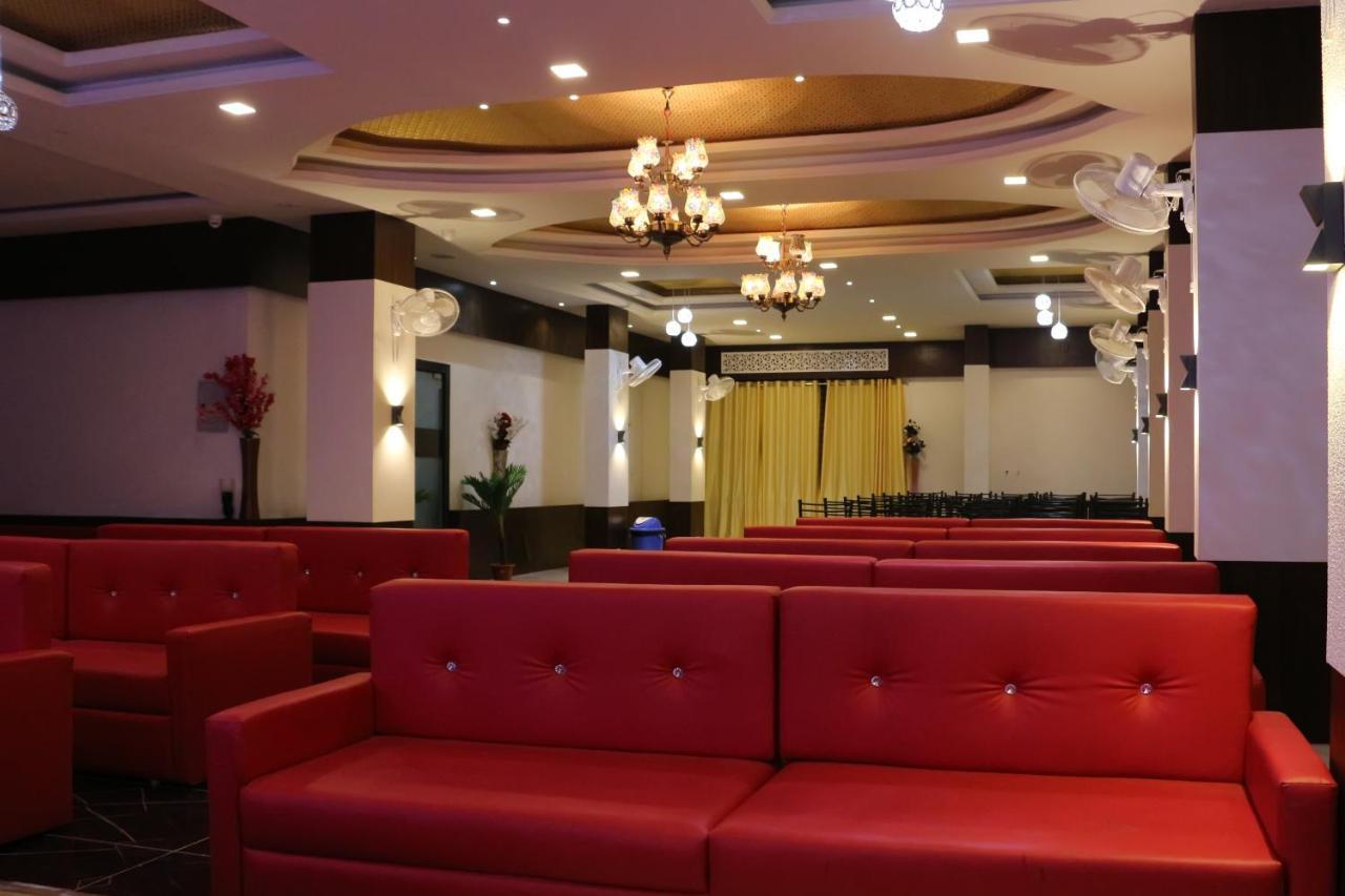 Hotel Shree Palace And Restaurant Ratlām エクステリア 写真